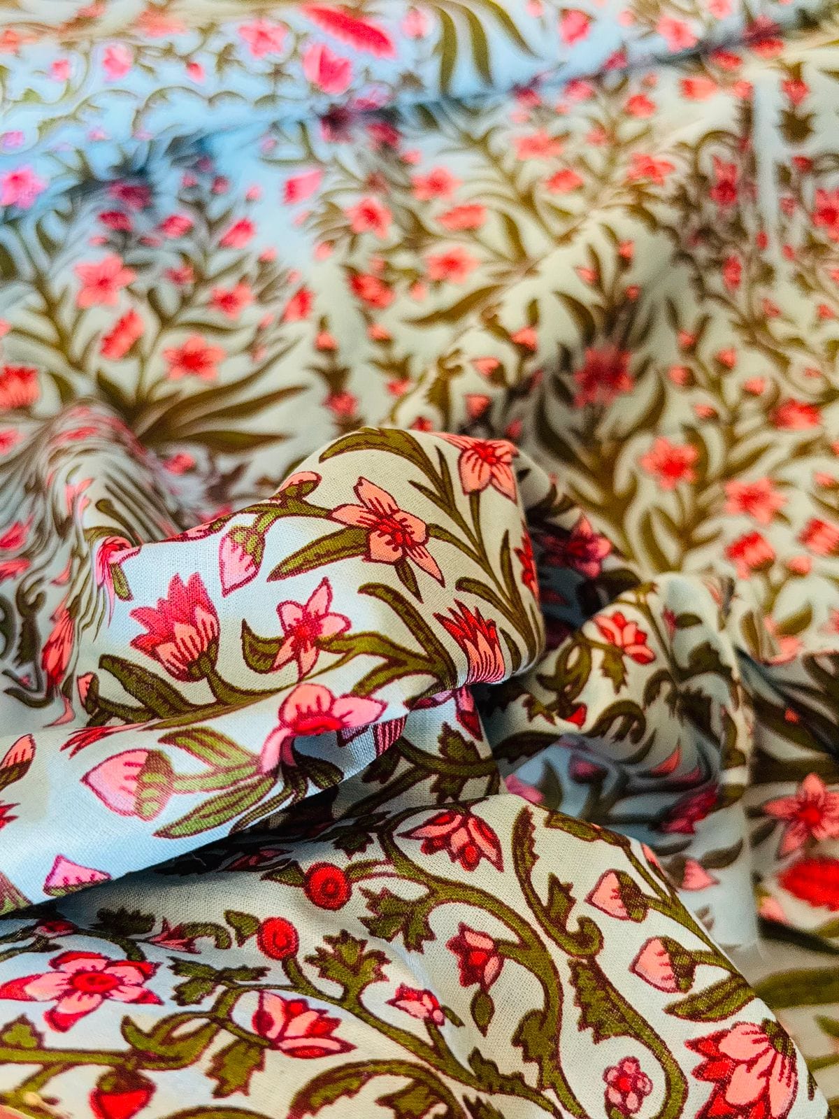 100./. Cotton Mul Fabrics, Gul 🪷 - Raw Fabrics - Pure Cotton 4 Gul 2