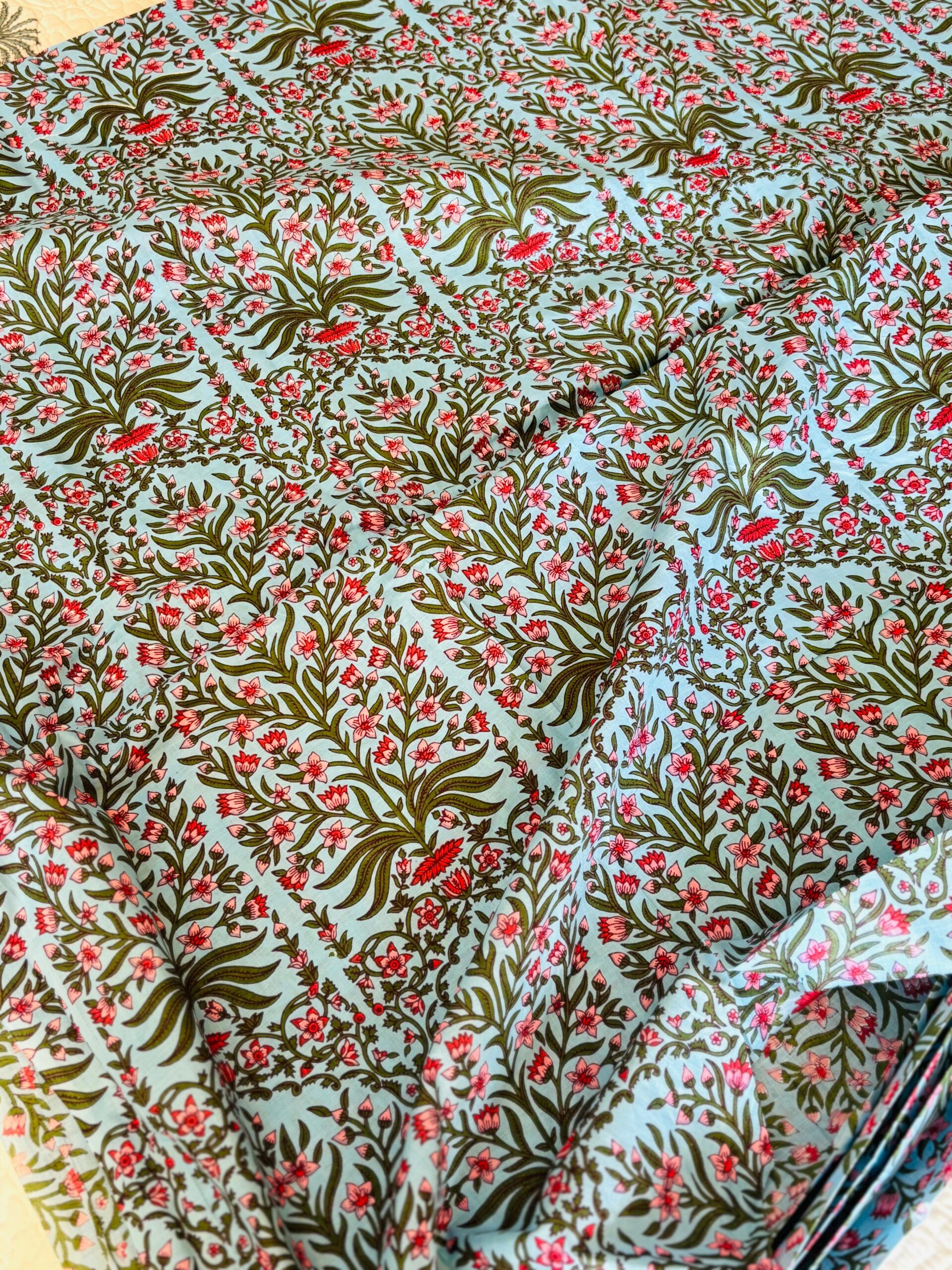 100./. Cotton Mul Fabrics, Gul 🪷 - Raw Fabrics - Pure Cotton 12 Gul 3 scaled 1