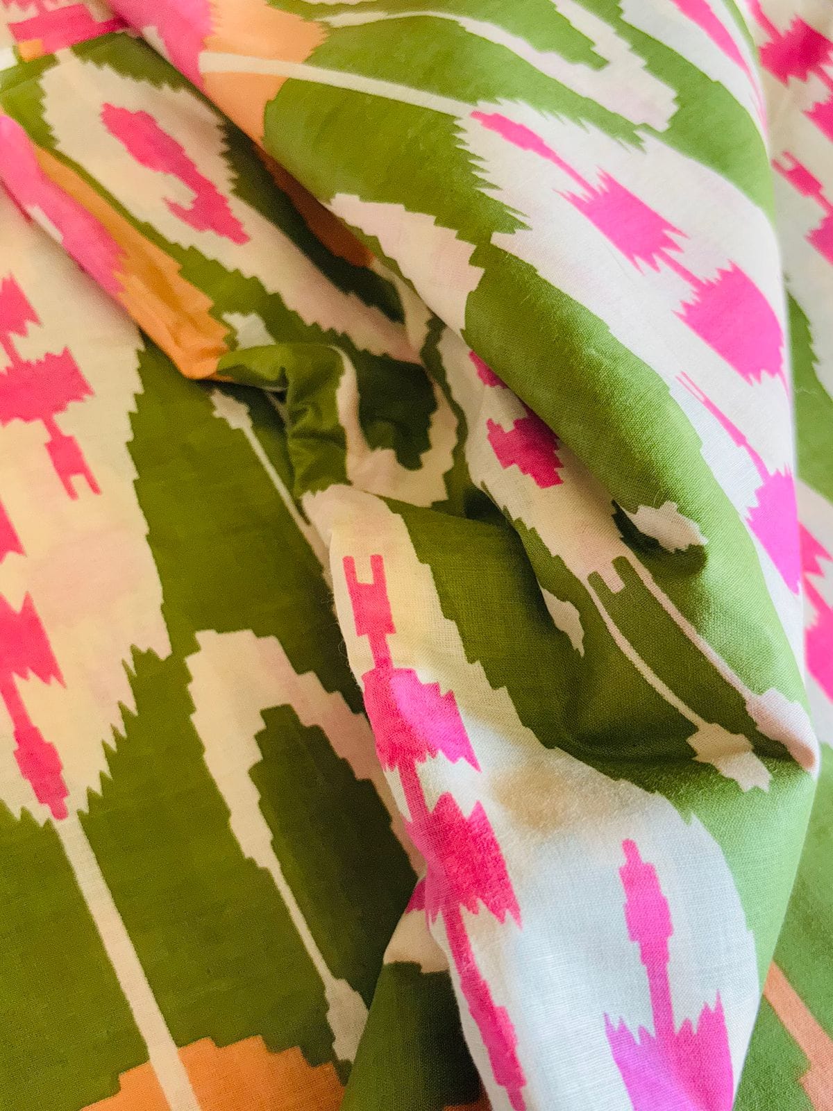 100./. Cotton Mul Fabrics, Hara Aur Gulabi Ikkat ☘️🌸Raw Fabrics - Pure Cotton 8 Hara Ikkat 1