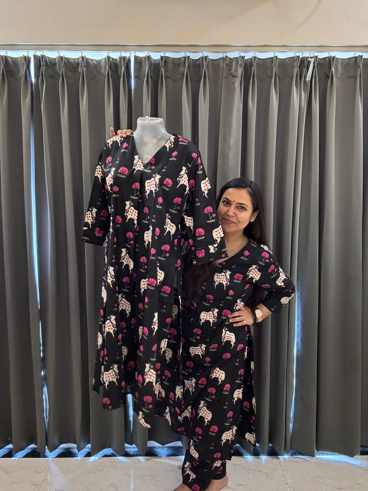 Co ord Sets Black Pichwai 3